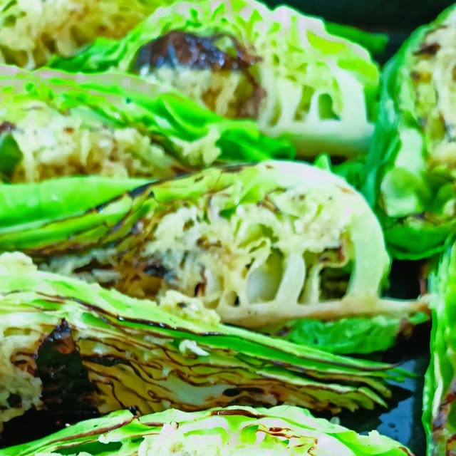 Garlic-Ginger Roasted Cabbage by Skarabo Life
